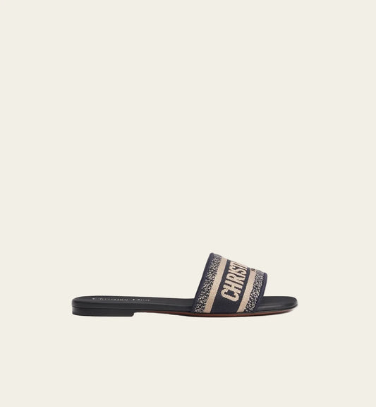 D LOGO SLIDES ORIGINAL