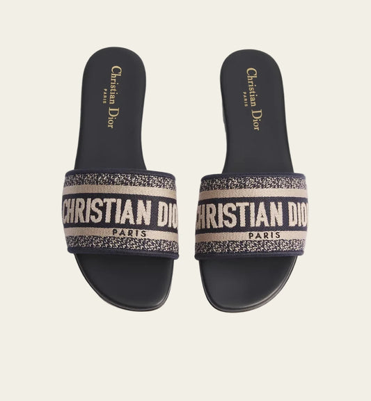 D LOGO SLIDES ORIGINAL